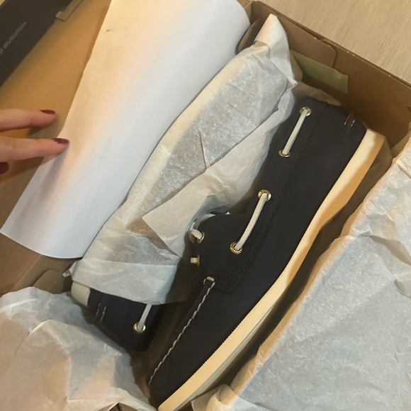 Sperry shoes - Picture 8 of 10